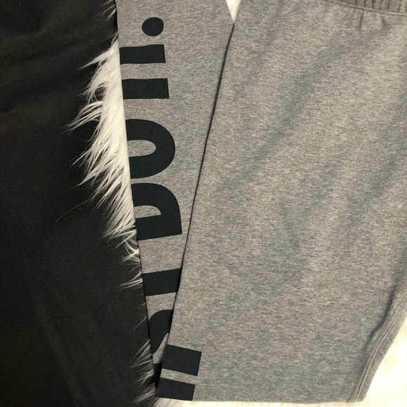 *SOLD* Nike Leggings - Picture 3 of 6